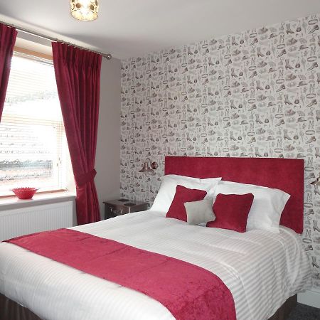 The Snooty Fox Warminster Hotel Bagian luar foto