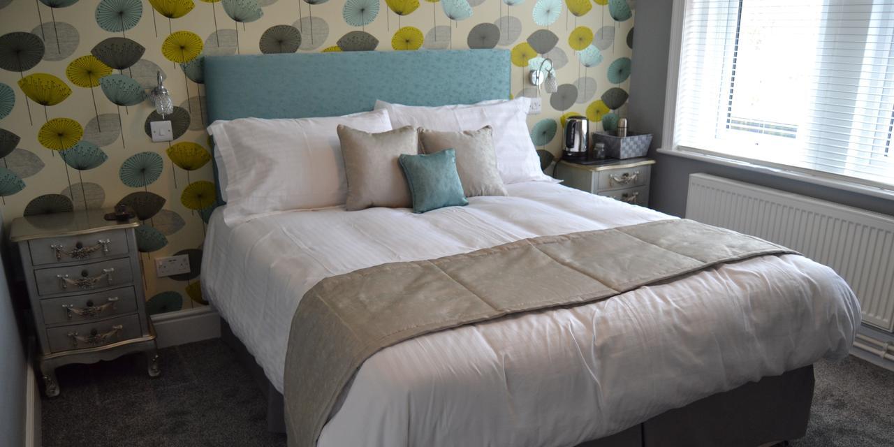 The Snooty Fox Warminster Hotel Bagian luar foto